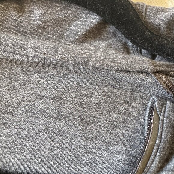 Lululemon Hoodie Men’s Size L Zip Up Dark Gray Athletic Running Sports - Picture 6 of 7